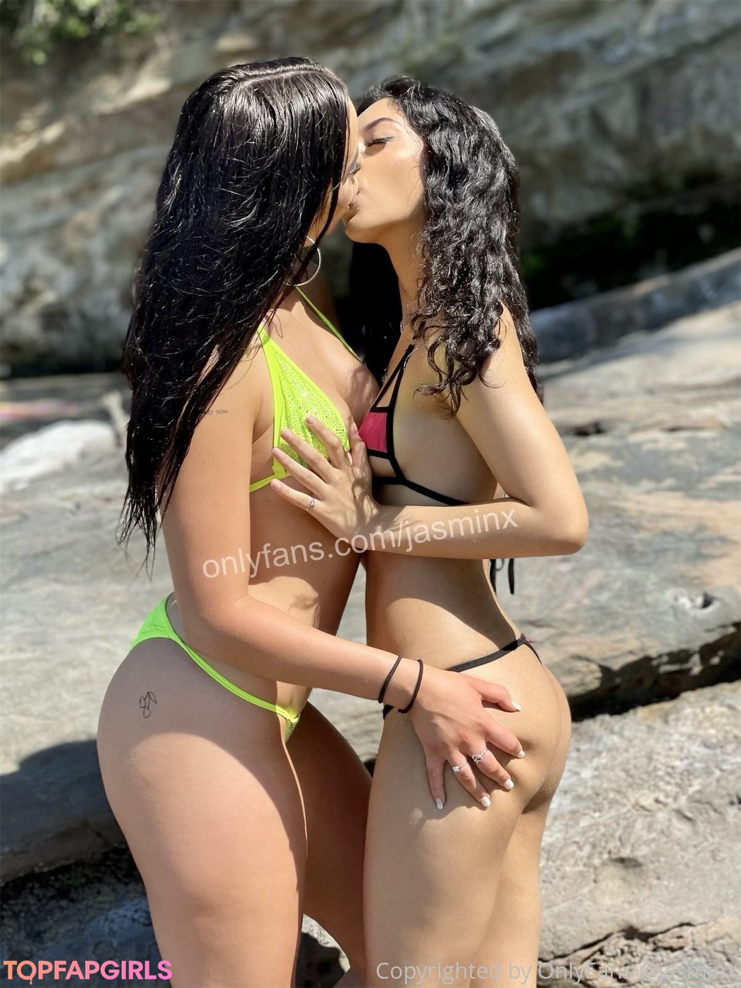 Naakte gelekte OnlyFans-foto van Jasminx #85