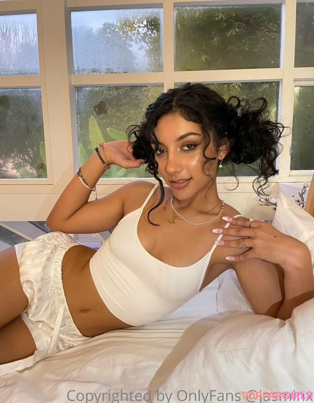 Naakte gelekte OnlyFans-foto van Jasminx #970