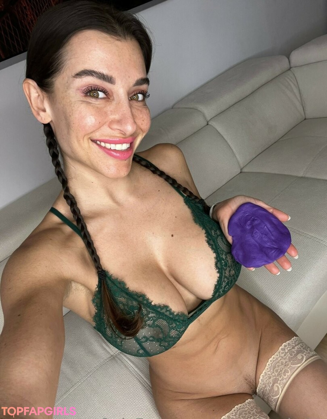 Naakte gelekte OnlyFans-foto van Steffi Haderlein #6945