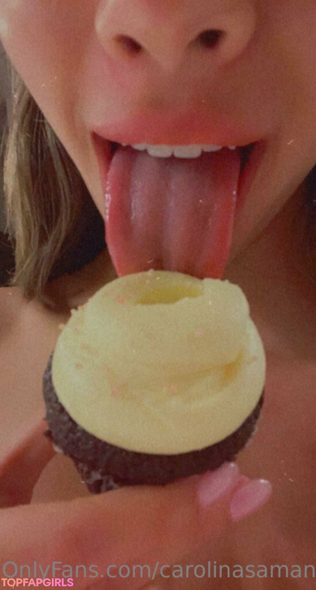 Naakte gelekte OnlyFans-foto van Carolina Samani #204