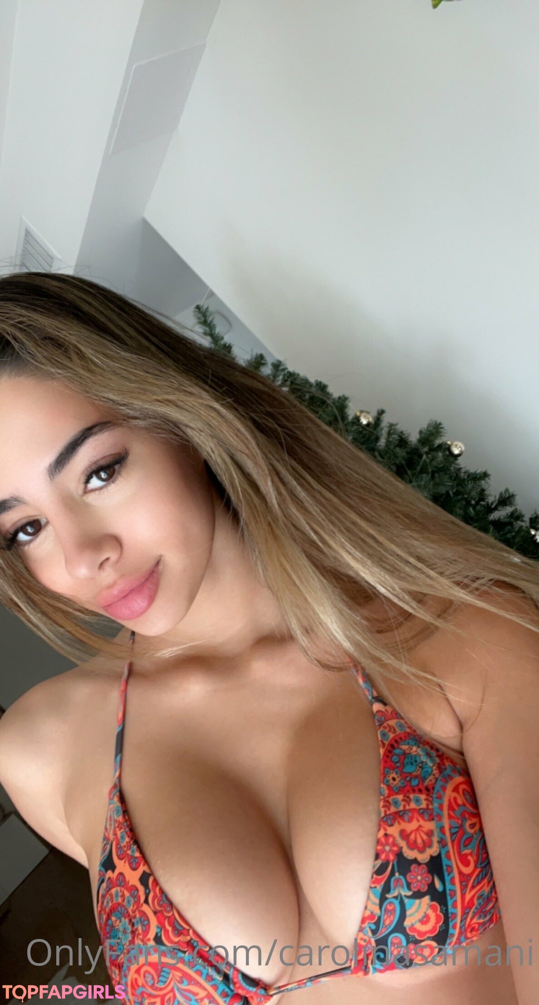 Naakte gelekte OnlyFans-foto van Carolina Samani #61