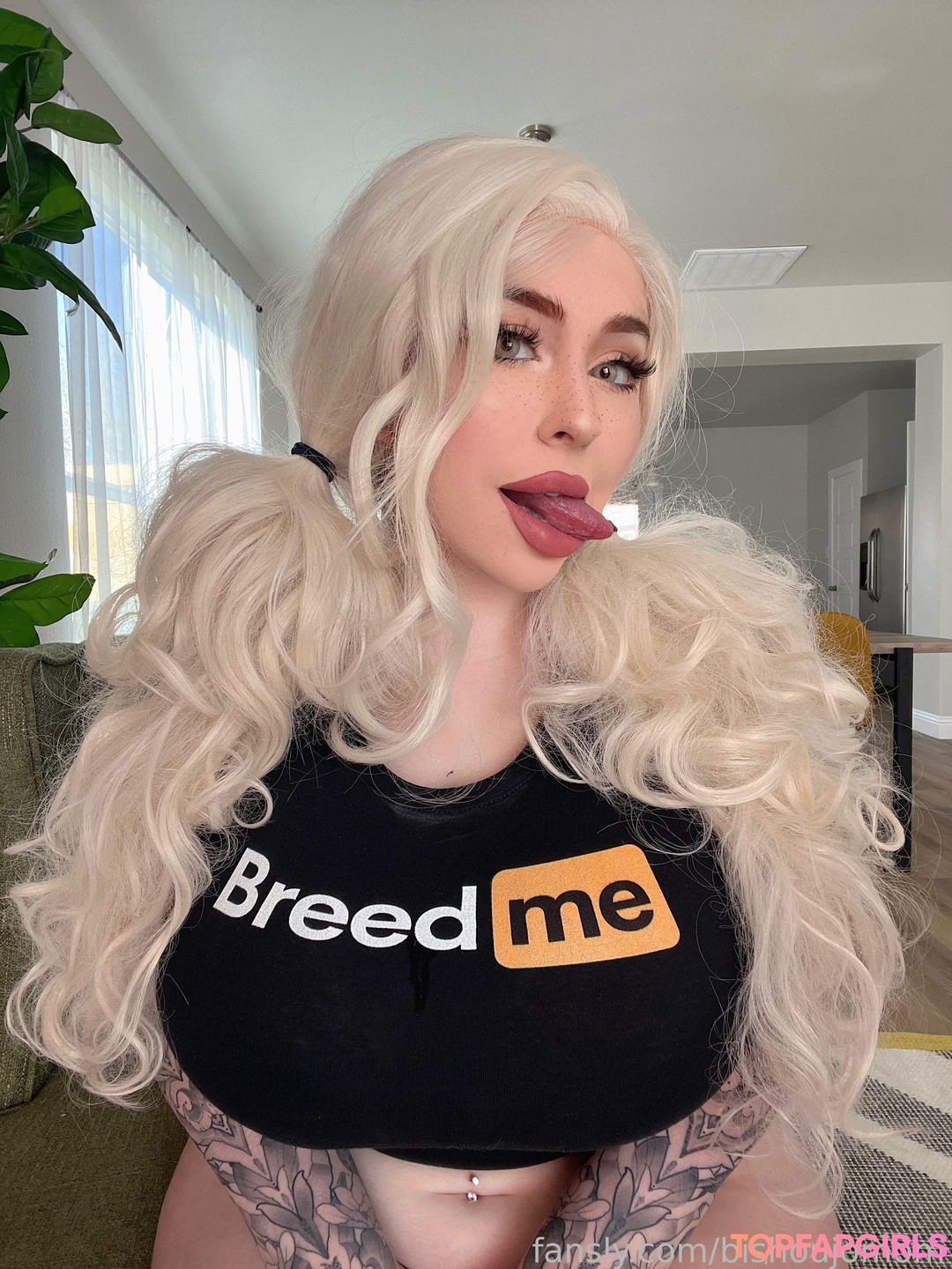 Naakte gelekte OnlyFans-foto van Bishoujo Mom #1315