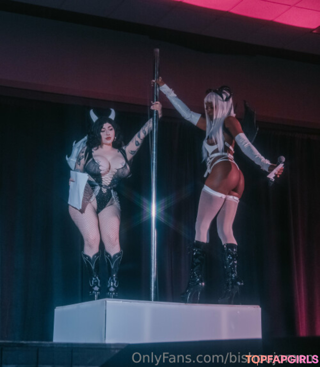 Naakte gelekte OnlyFans-foto van Bishoujo Mom #4