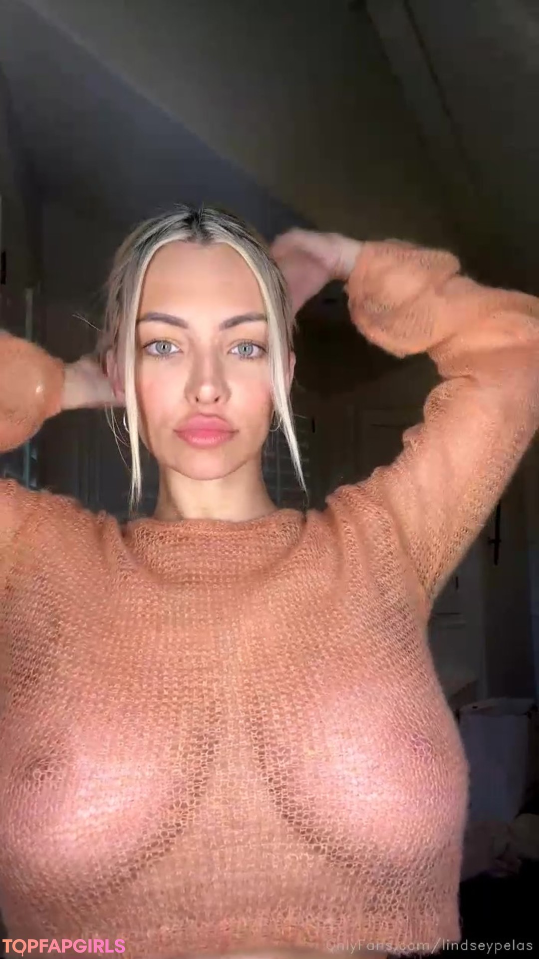 Naakte gelekte OnlyFans-foto van Lindsey Pelas #652
