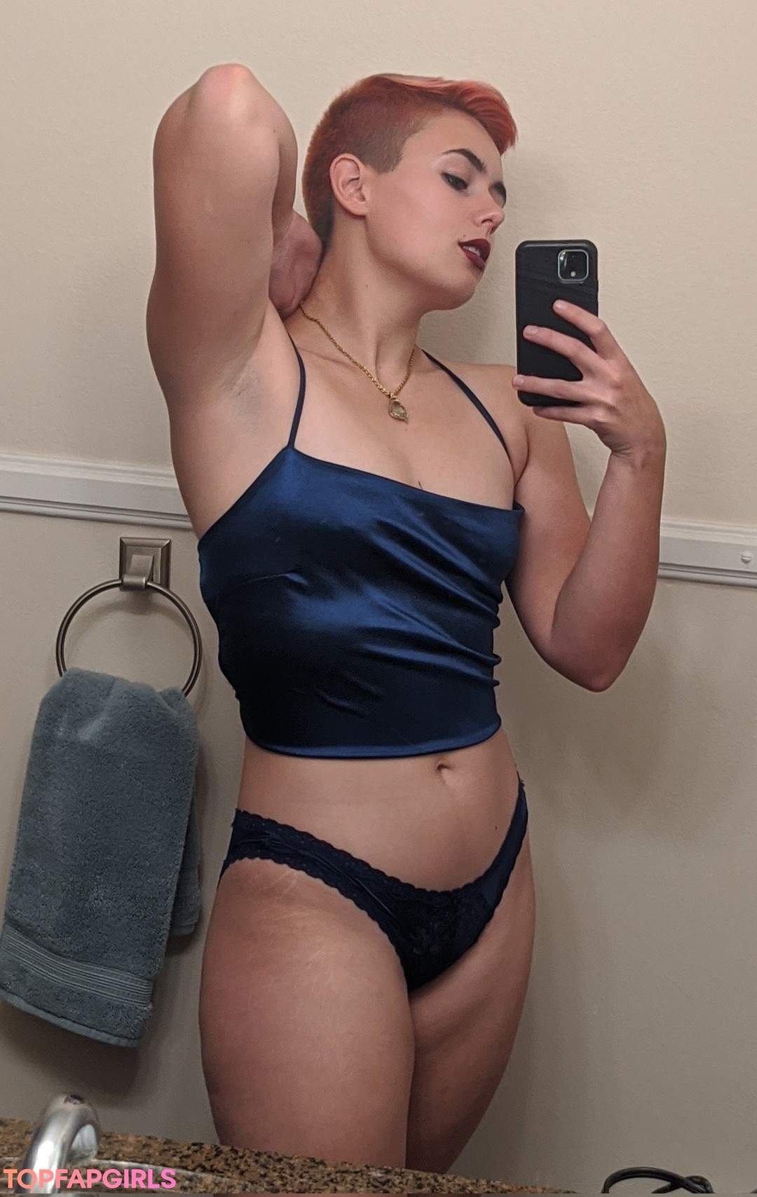 Naakte gelekte OnlyFans-foto van Kitthebeefcake #22