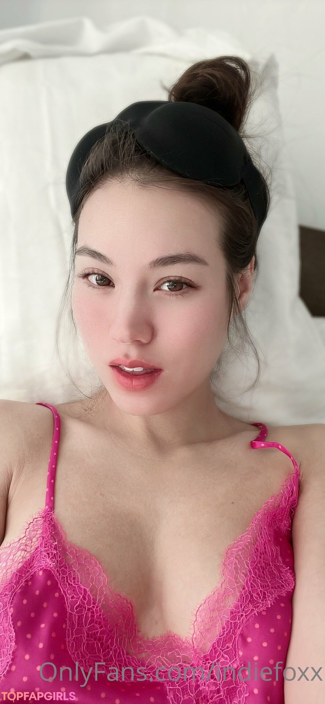 Naakte gelekte OnlyFans-foto van Indiefoxx #250