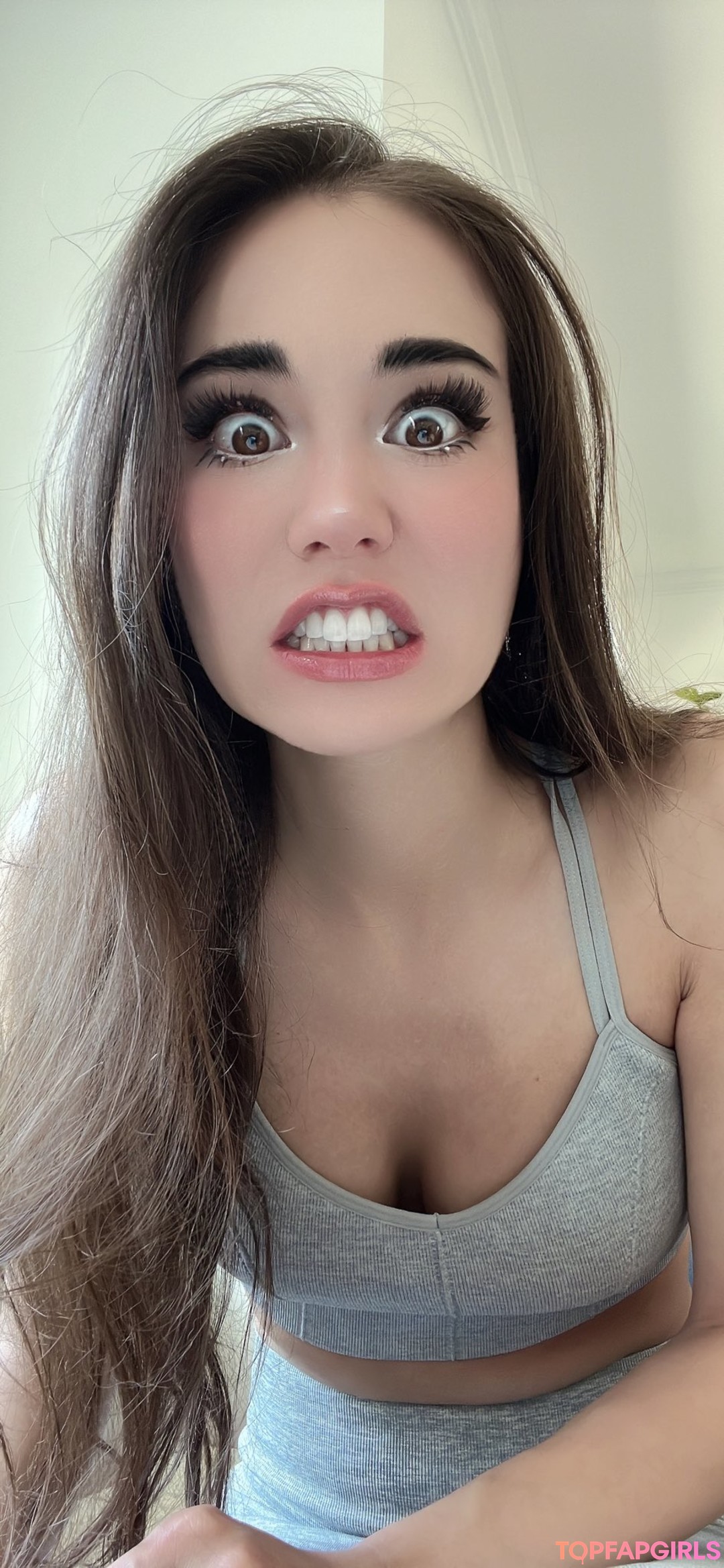 Naakte gelekte OnlyFans-foto van Indiefoxx #398