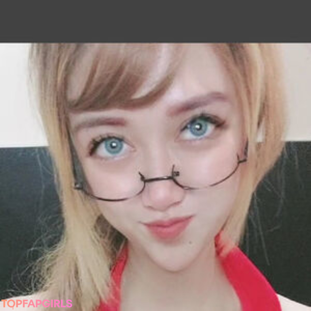 Naakte gelekte OnlyFans-foto van Nami #27