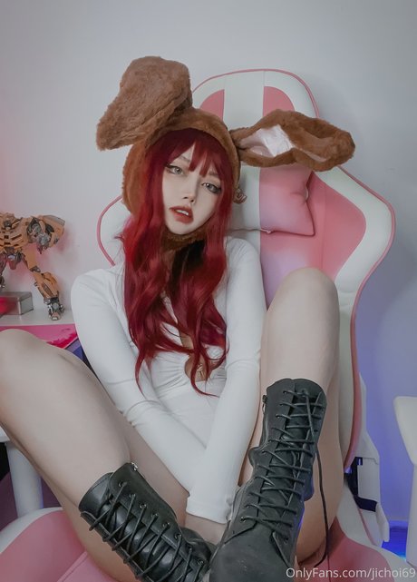Naakte gelekte OnlyFans-foto van Choi Ji Yun