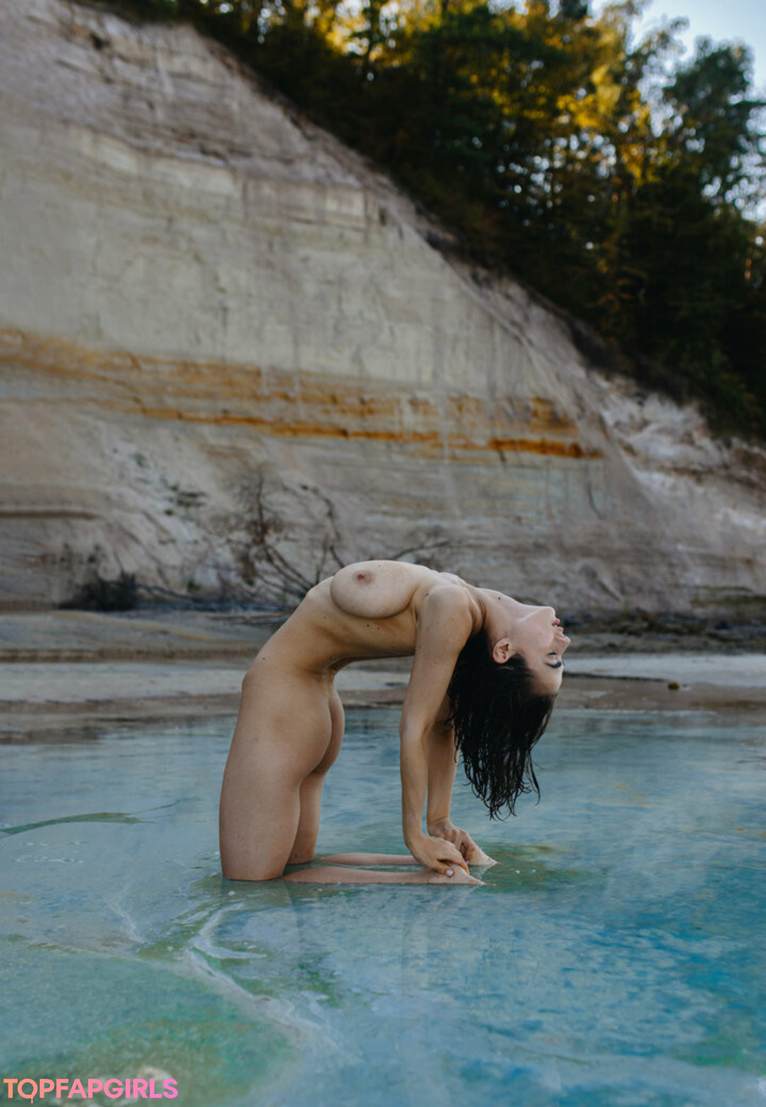 Naakte gelekte OnlyFans-foto van Solomia Maievska #1827