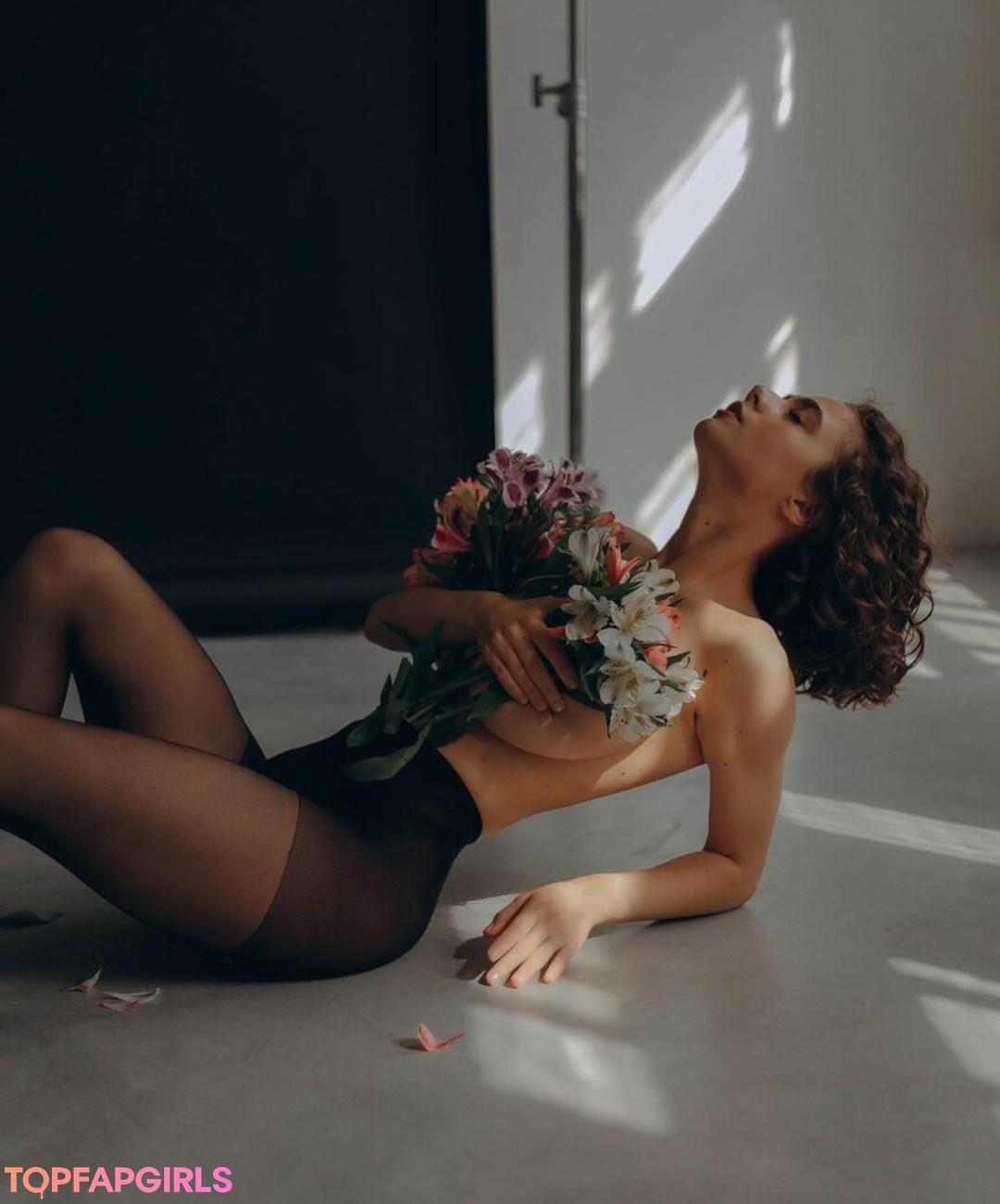 Naakte gelekte OnlyFans-foto van Solomia Maievska #809