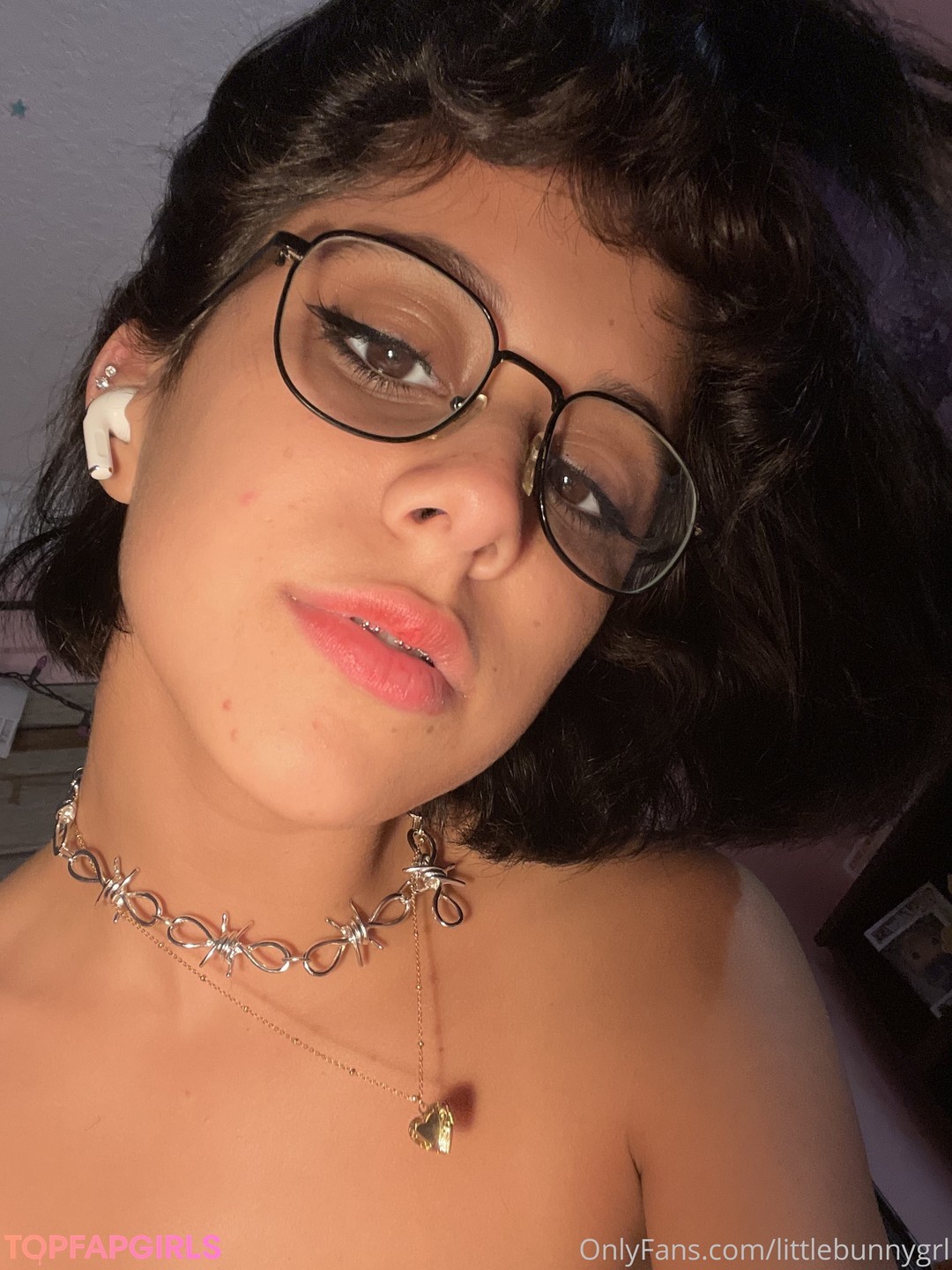 Naakte gelekte OnlyFans-foto van Little Bunny #235