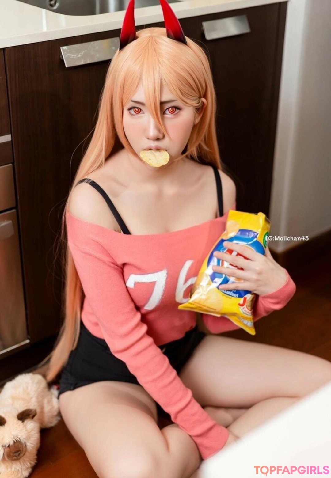 Naakte gelekte OnlyFans-foto van Moiicos #1031