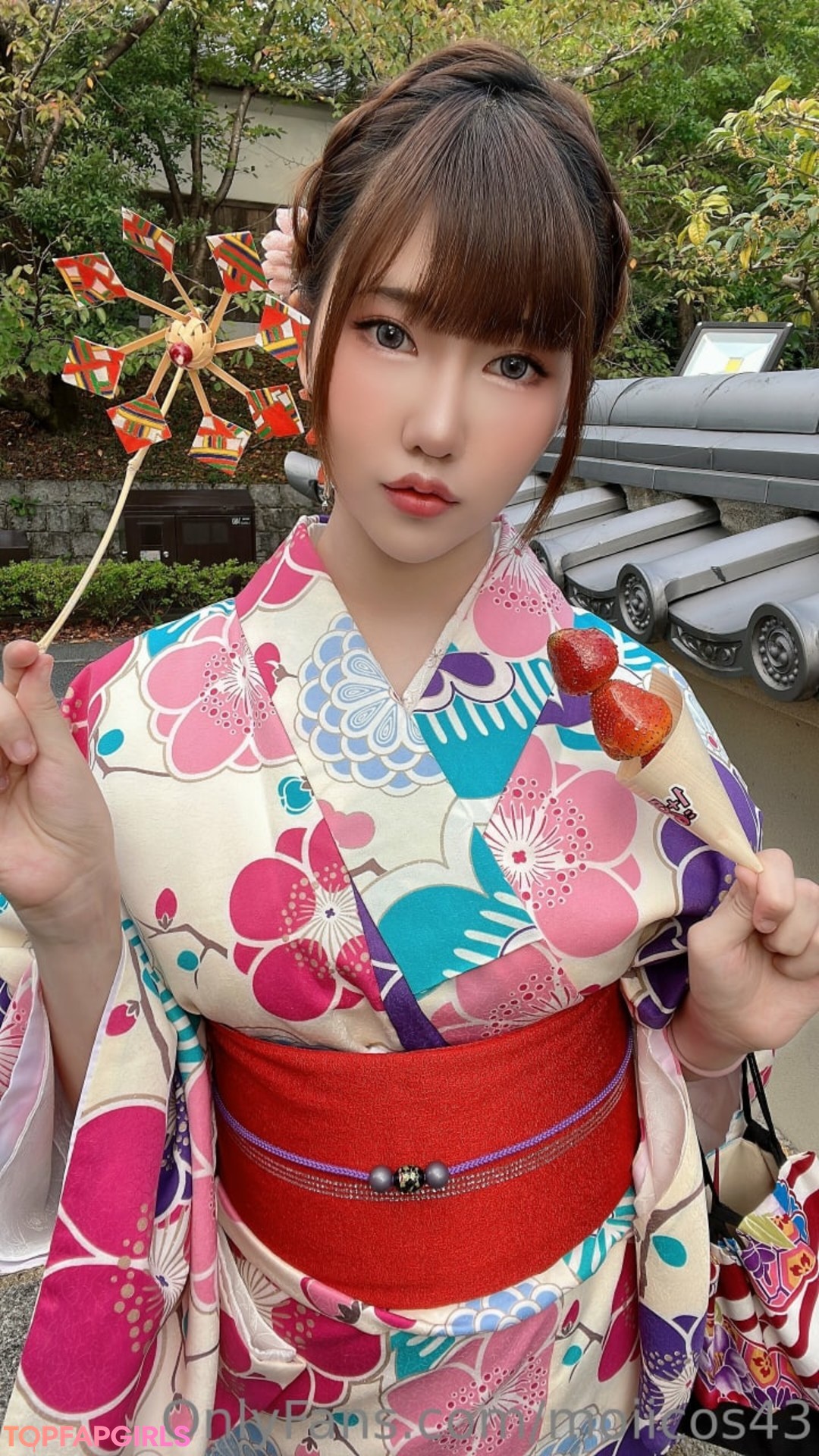 Naakte gelekte OnlyFans-foto van Moiicos #443