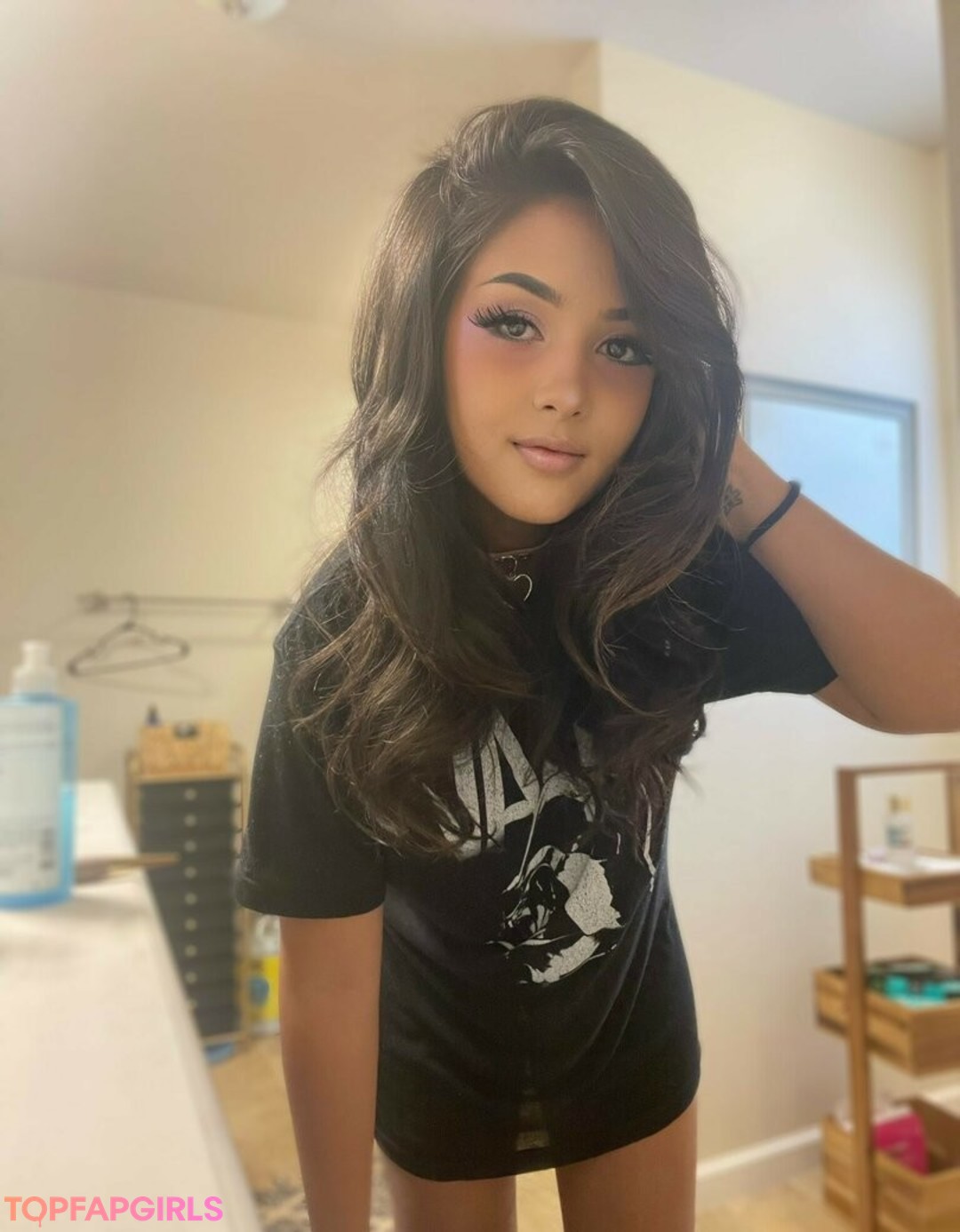 Naakte gelekte OnlyFans-foto van Rebelle Game #116