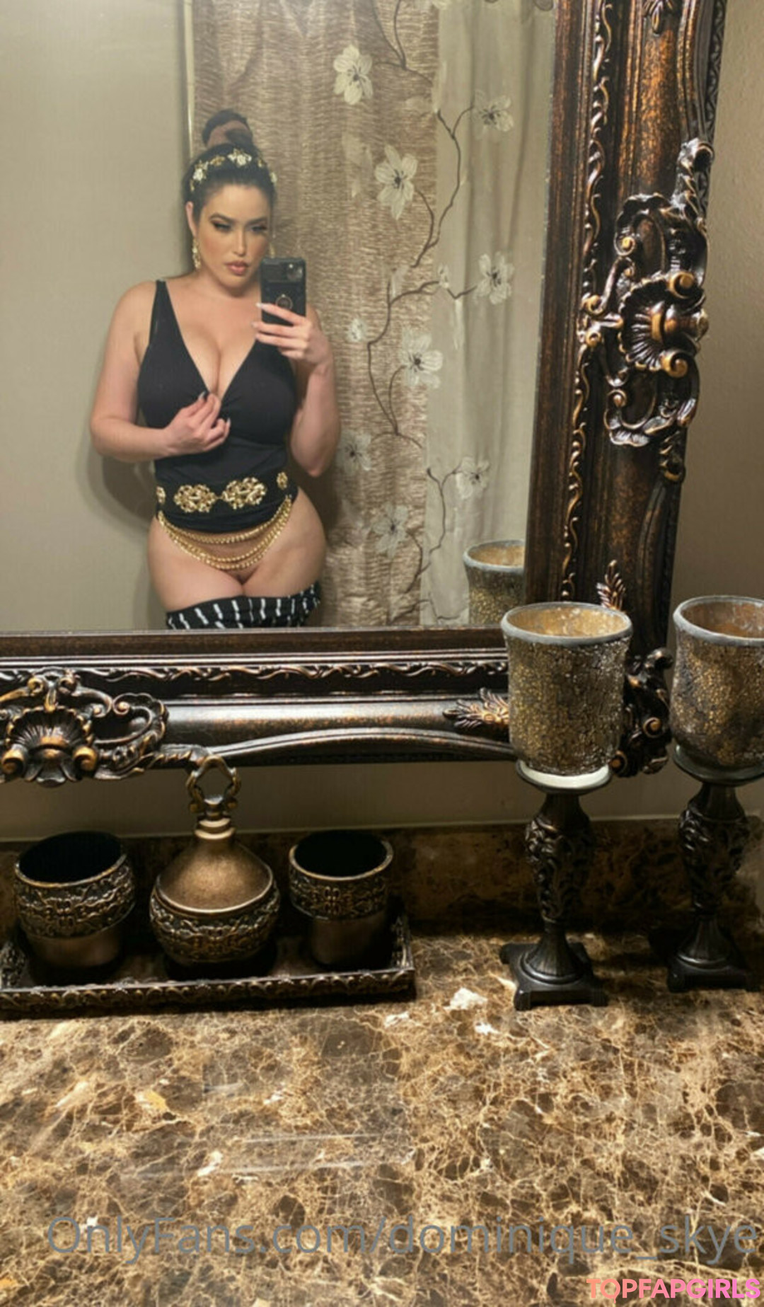 Naakte gelekte OnlyFans-foto van Dominique Skye #145