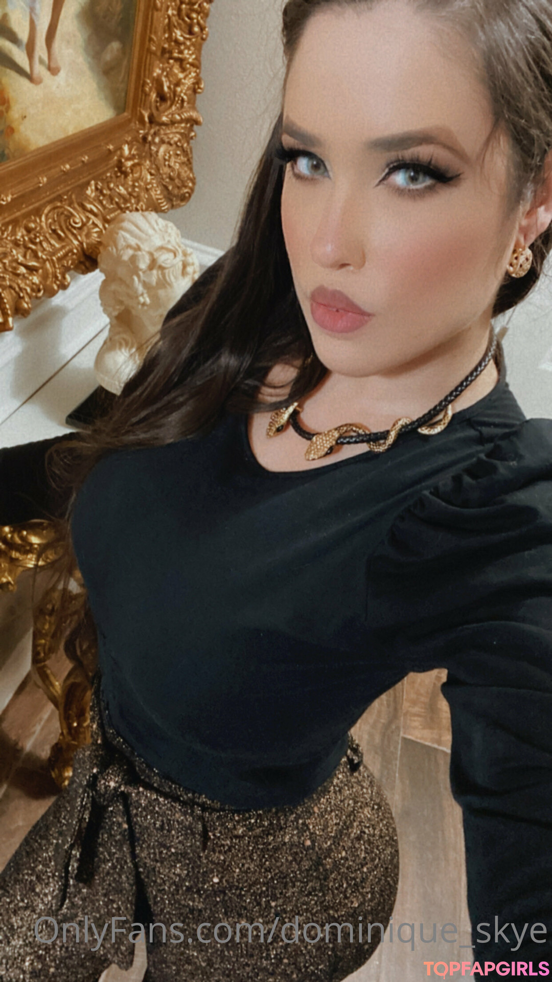 Naakte gelekte OnlyFans-foto van Dominique Skye #39