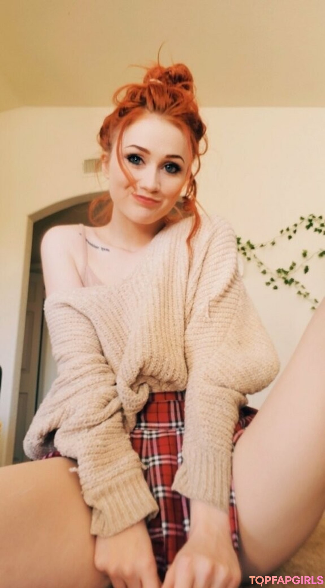 Naakte gelekte OnlyFans-foto van Scarlet Skies #130