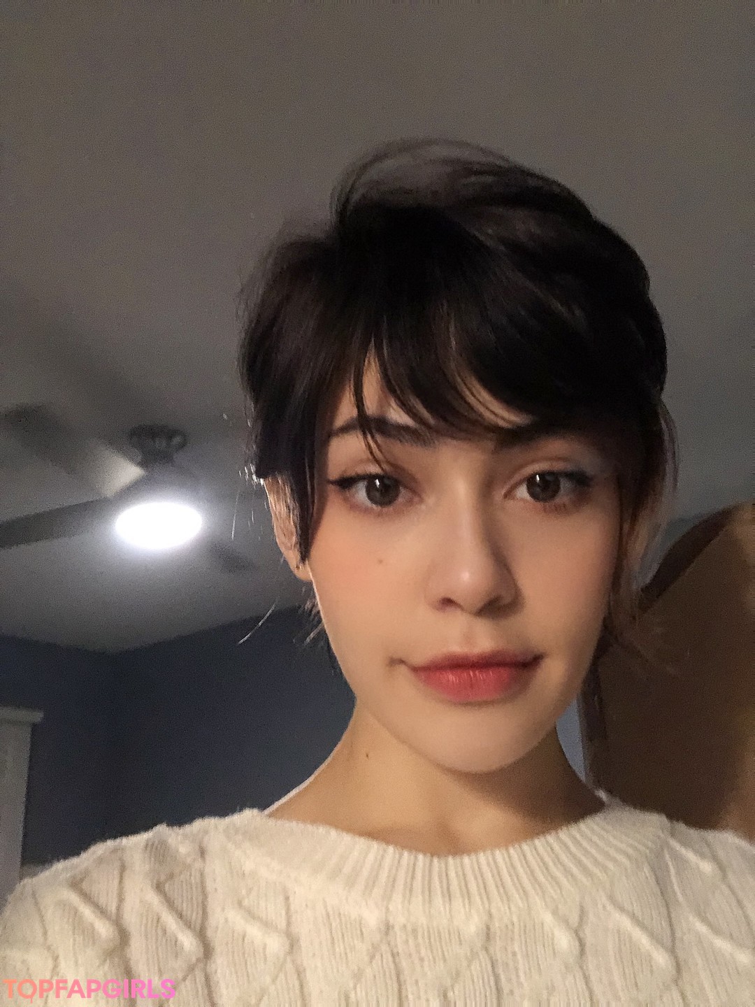 Naakte gelekte OnlyFans-foto van Betas Inferno #556