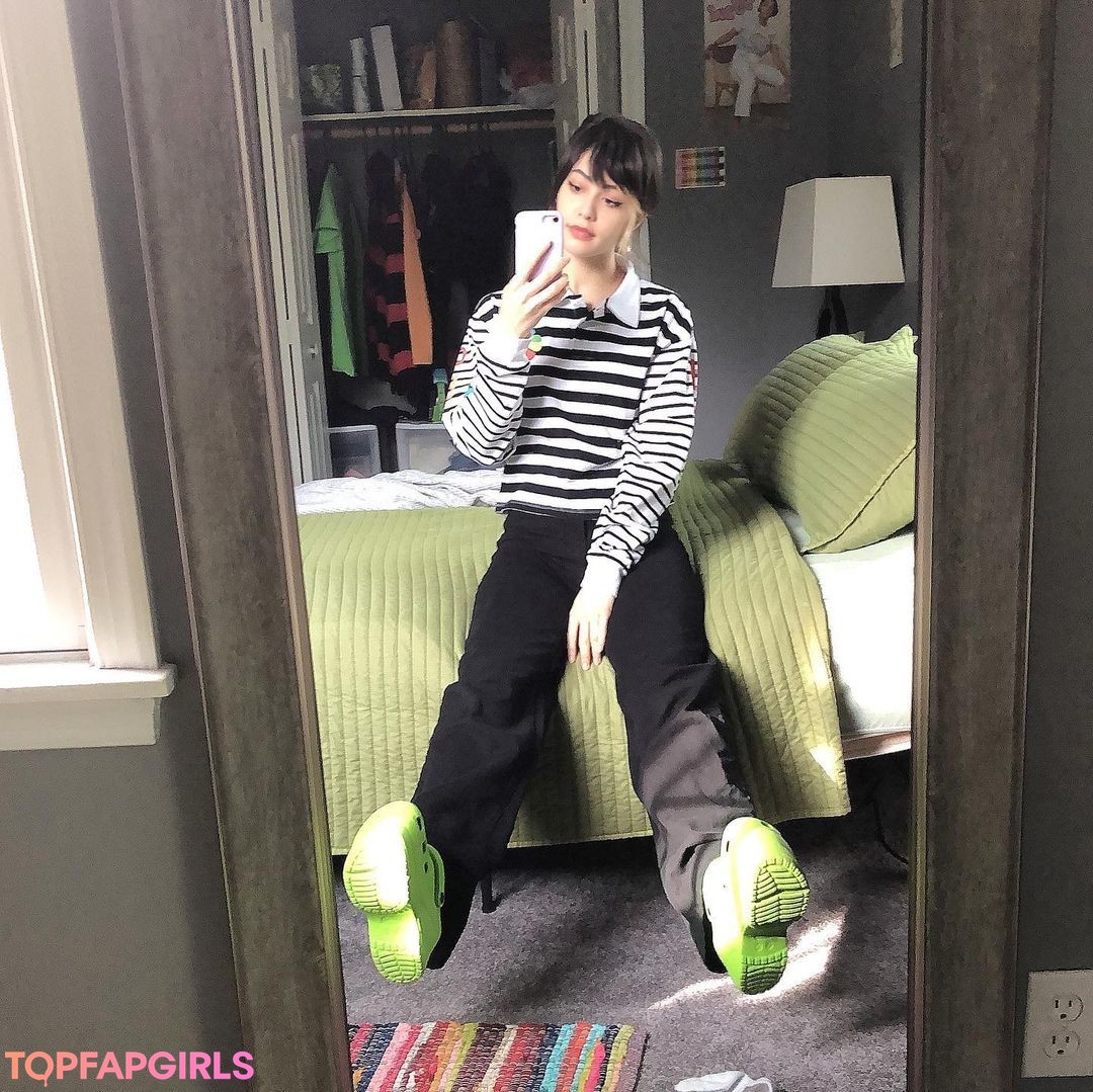 Naakte gelekte OnlyFans-foto van Betas Inferno #308