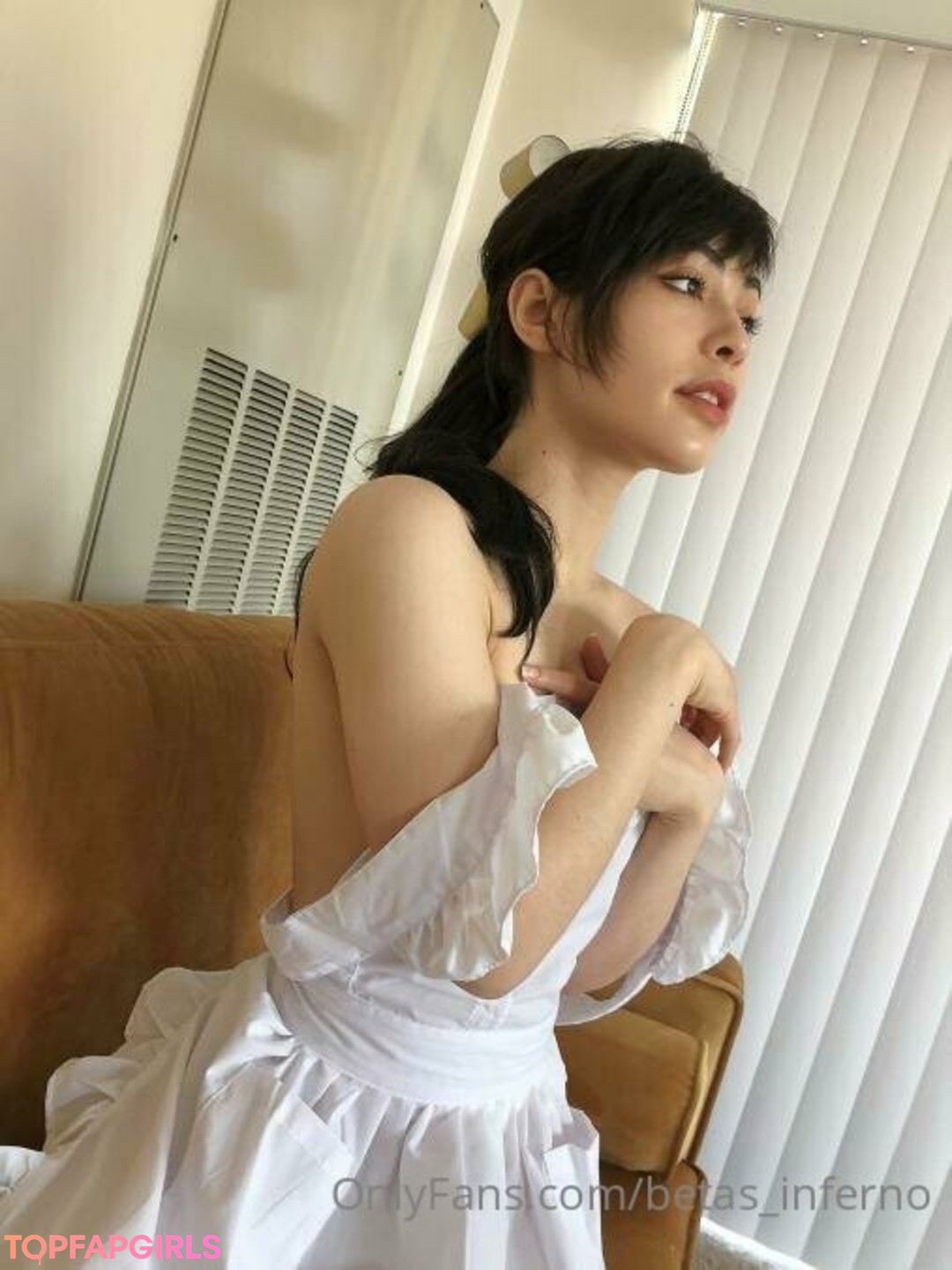 Naakte gelekte OnlyFans-foto van Betas Inferno #59