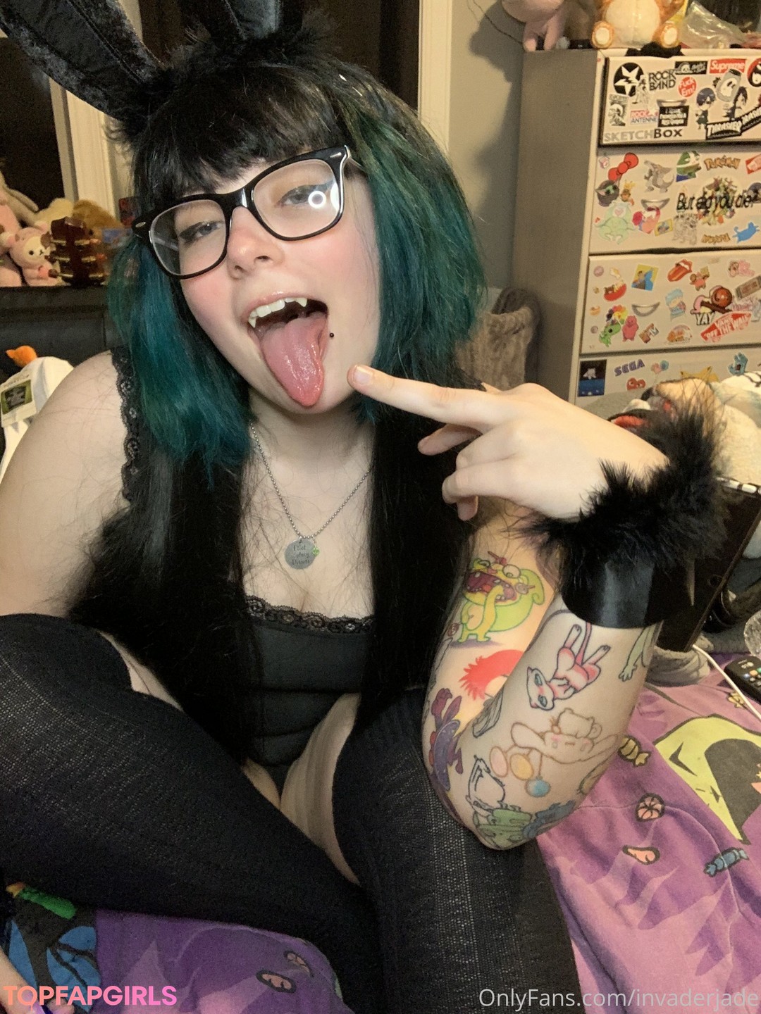 Naakte gelekte OnlyFans-foto van Invader Jade #126