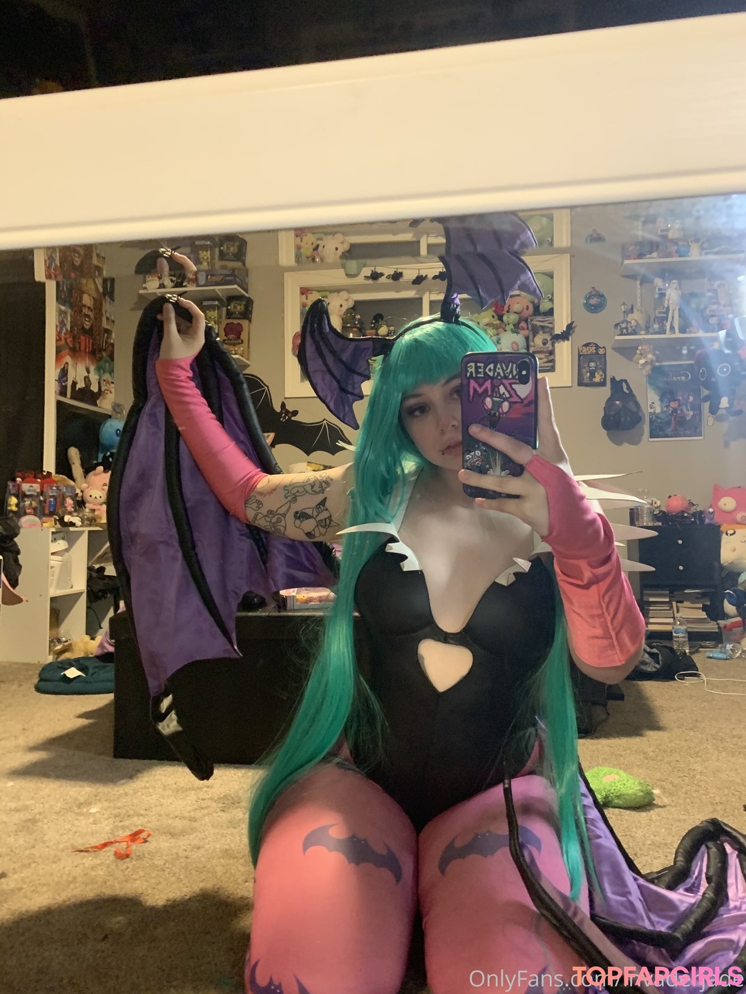 Naakte gelekte OnlyFans-foto van Invader Jade #168