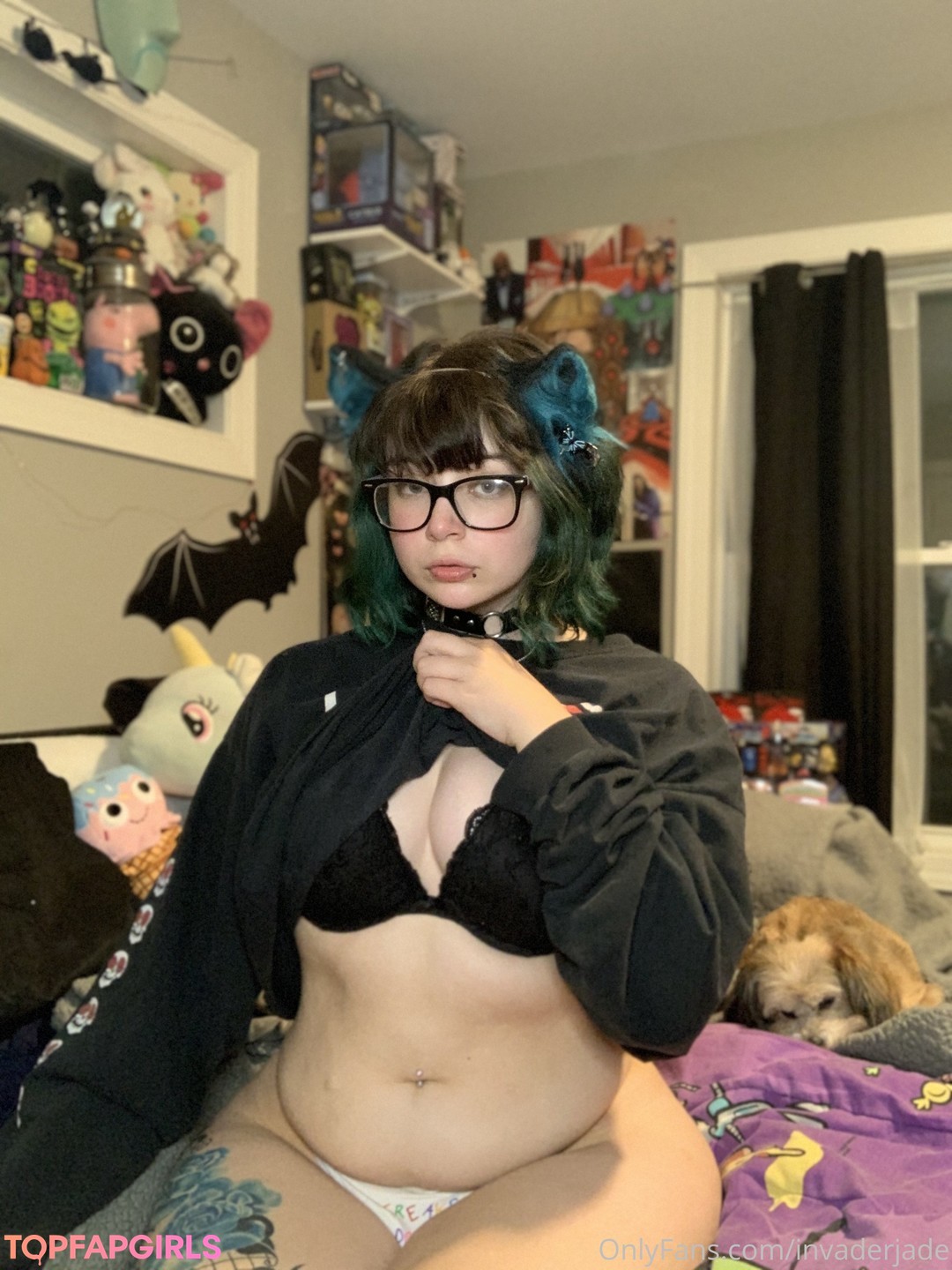 Naakte gelekte OnlyFans-foto van Invader Jade #254