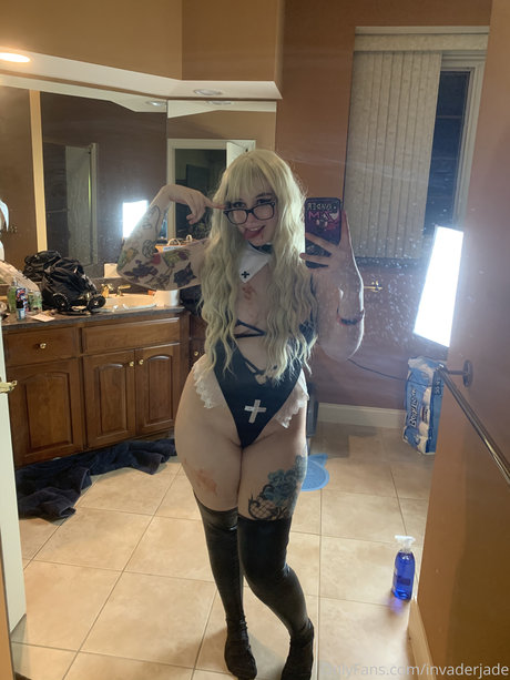 Invader jade