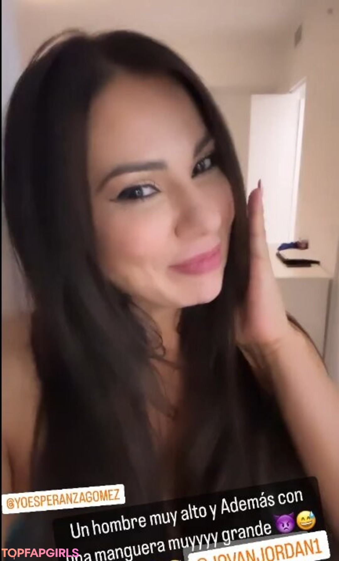 Naakte gelekte OnlyFans-foto van Esperanza Gomez #211