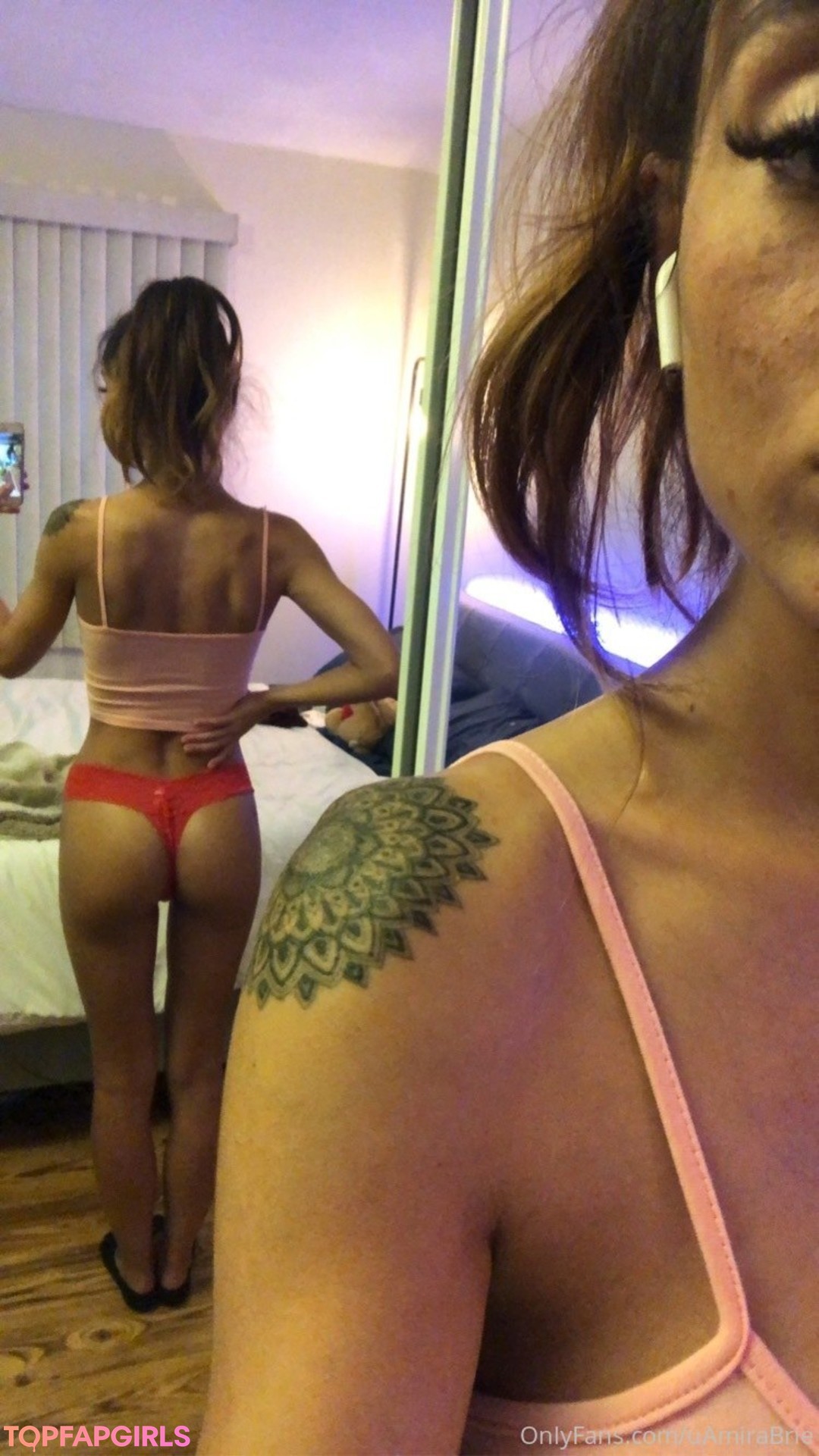 Naakte gelekte OnlyFans-foto van Amira Brie #119