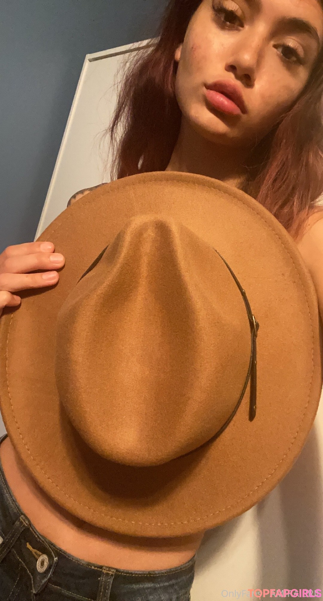 Naakte gelekte OnlyFans-foto van Amira Brie #240