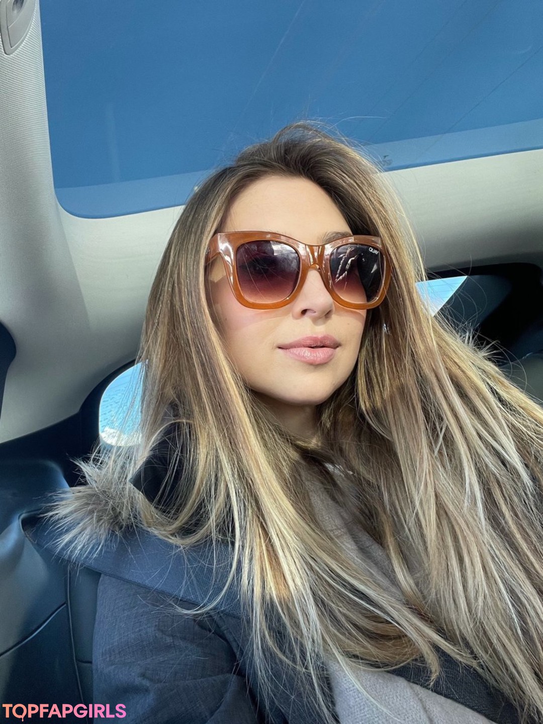 Naakte gelekte OnlyFans-foto van Princess Lexie #12