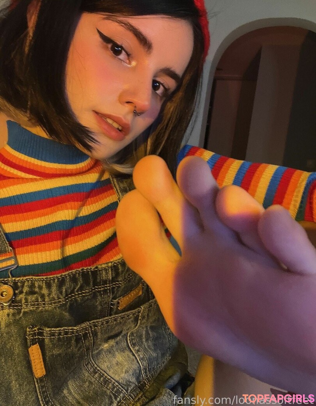 Naakte gelekte OnlyFans-foto van Loona #1418