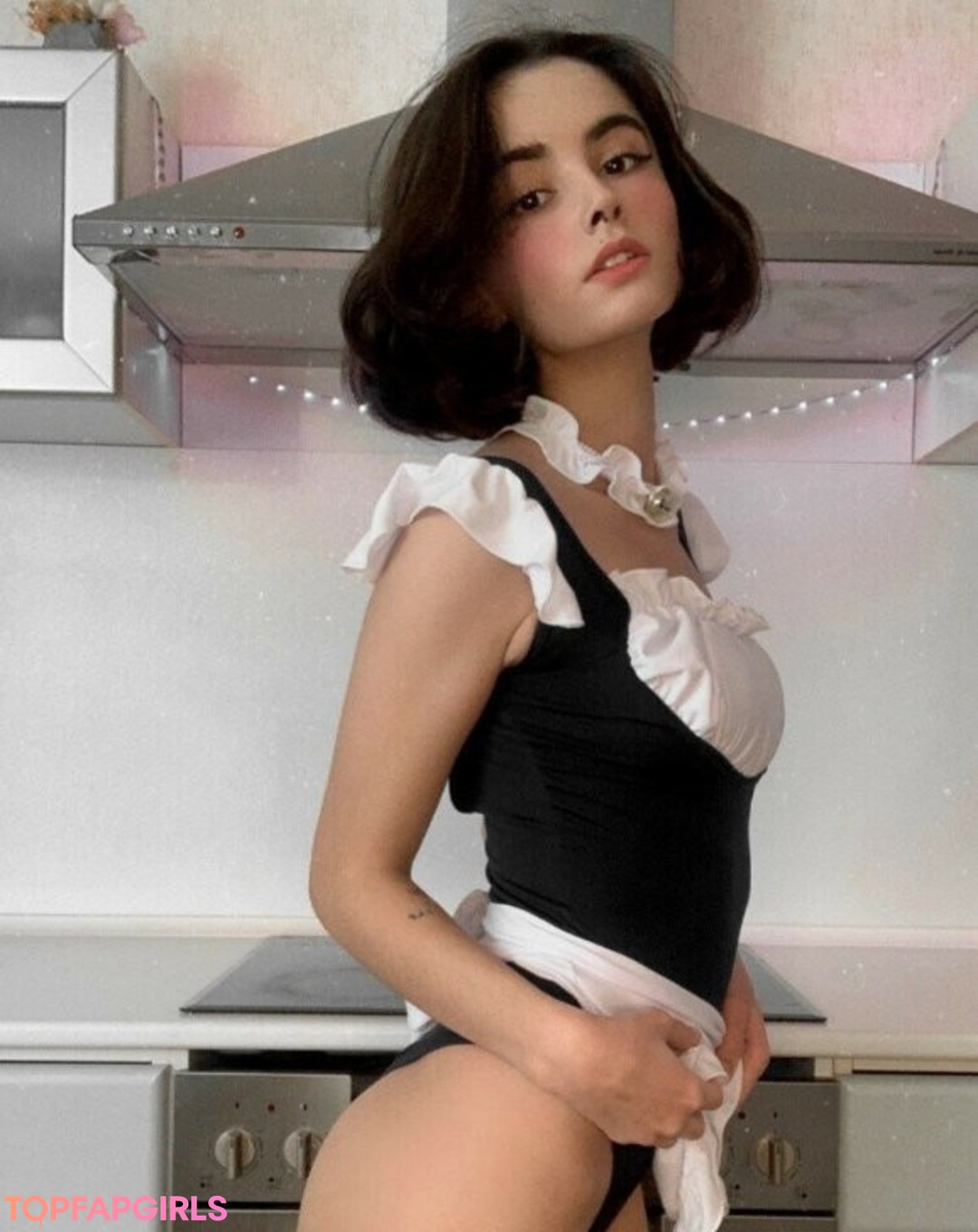 Naakte gelekte OnlyFans-foto van Loona #123