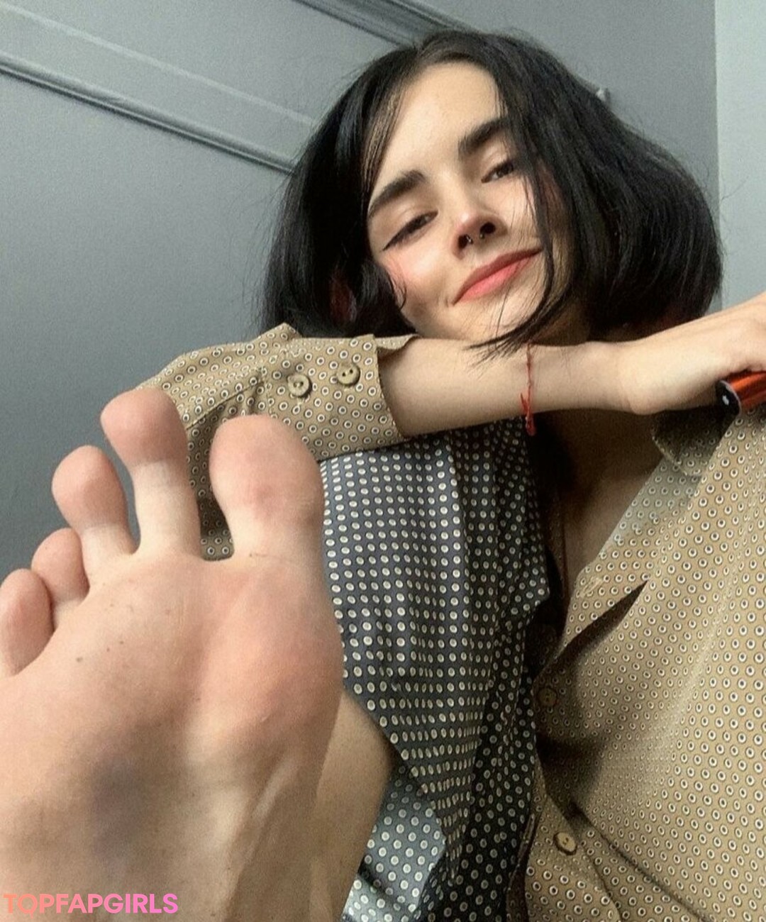 Naakte gelekte OnlyFans-foto van Loona #655