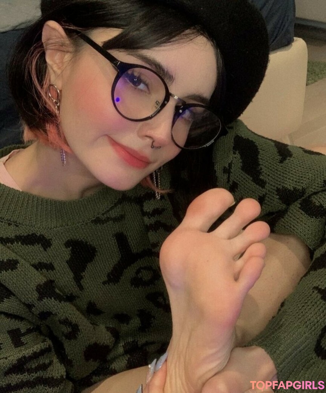 Naakte gelekte OnlyFans-foto van Loona #669
