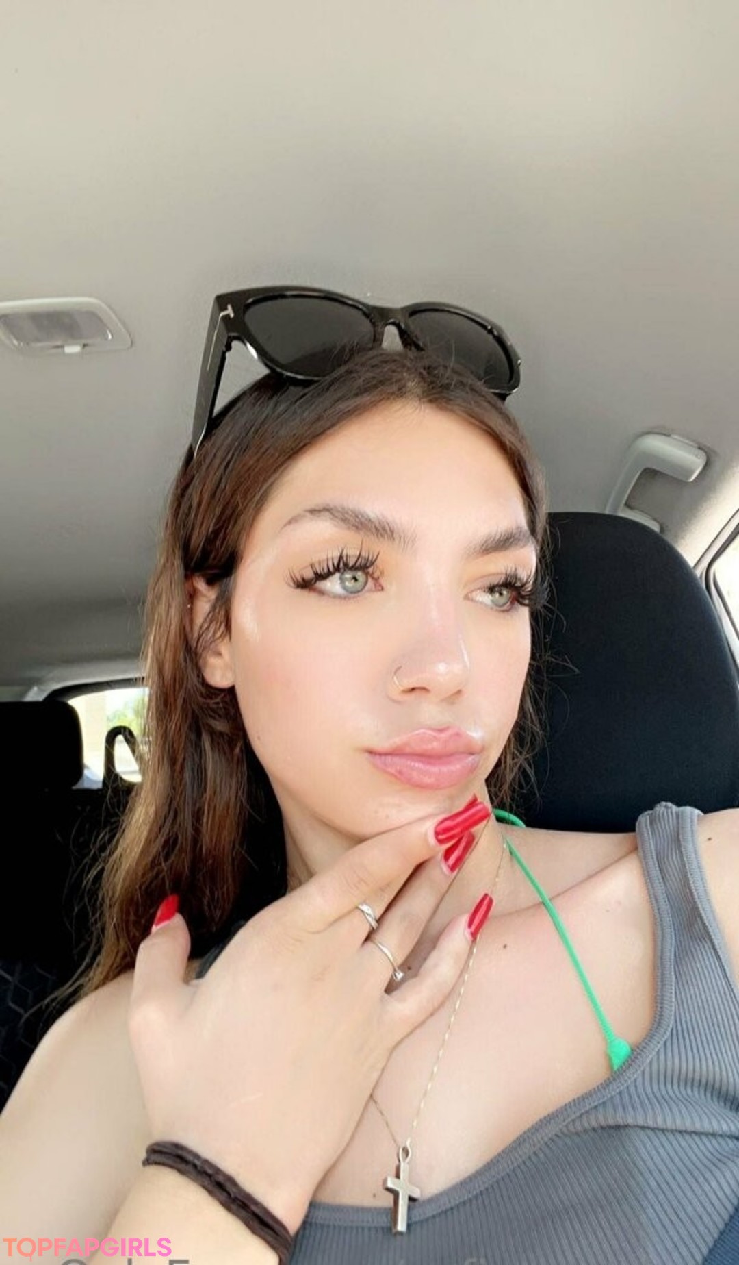 Naakte gelekte OnlyFans-foto van Cheating Gf #285