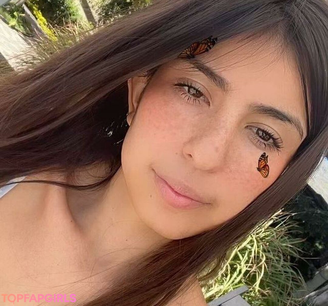 Naakte gelekte OnlyFans-foto van Karol Smith #981