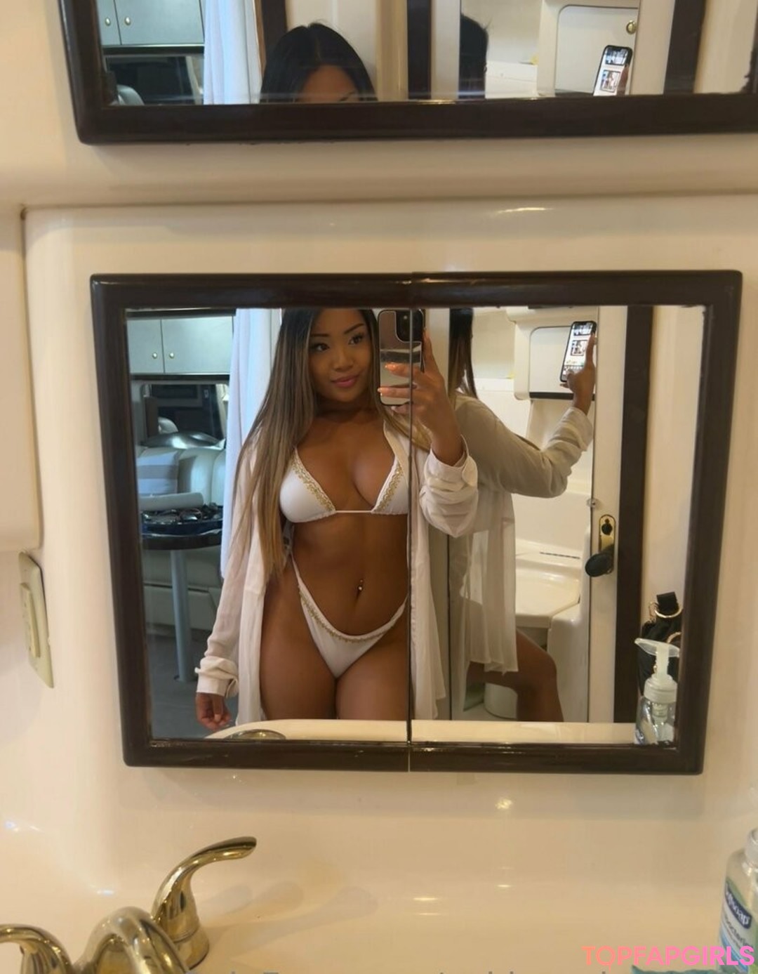 Naakte gelekte OnlyFans-foto van Suki #467