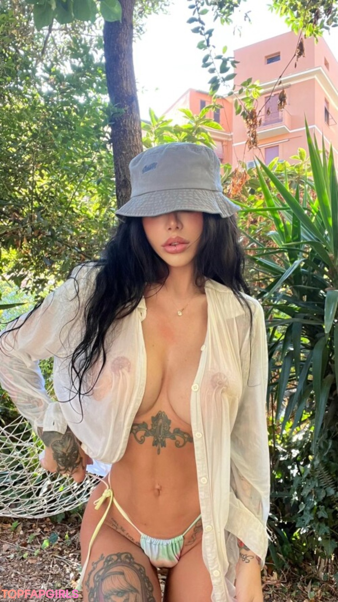 Naakte gelekte OnlyFans-foto van Alex Mucci #137