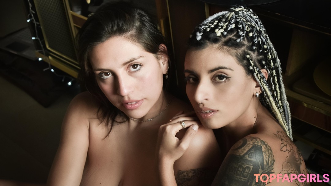 Naakte gelekte OnlyFans-foto van Juliju #20