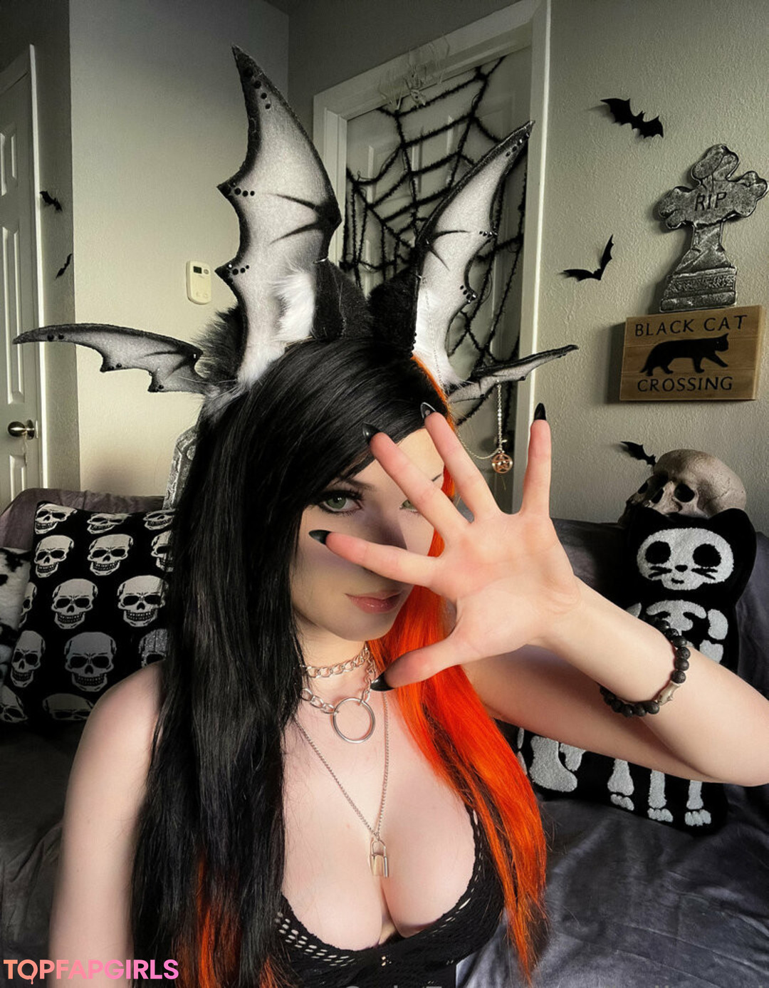 Naakte gelekte OnlyFans-foto van Koibunni #1377