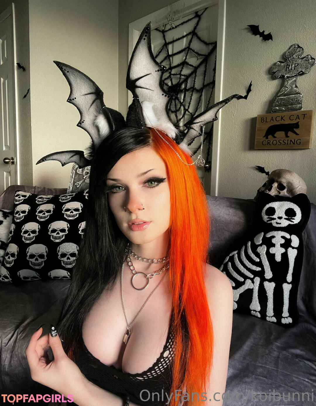 Naakte gelekte OnlyFans-foto van Koibunni #1380