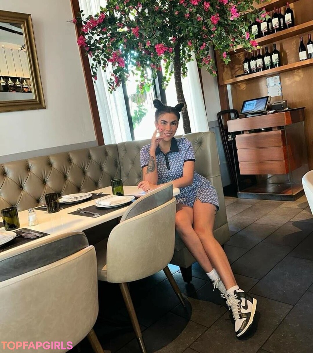 Naakte gelekte OnlyFans-foto van Sammyrockss #35 Naakte gelekte OnlyFans-foto van Sammyrockss #35