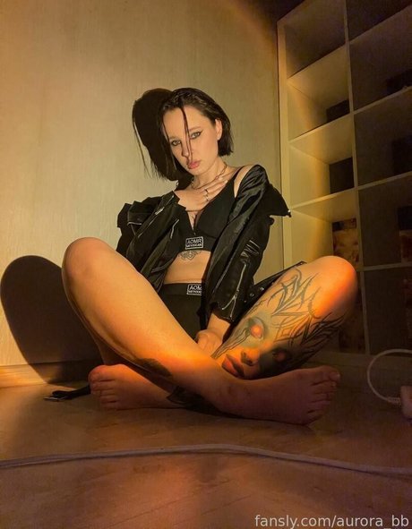 Naakte gelekte OnlyFans-foto van Aurorabb