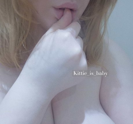 Kittie_is_baby