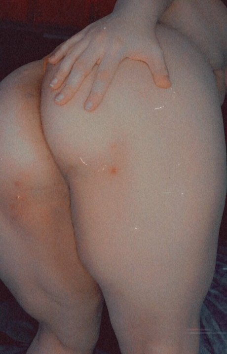 Naakte gelekte OnlyFans-foto van Lydia