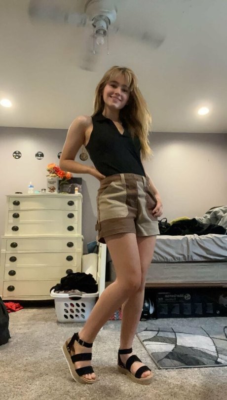 Naakte gelekte OnlyFans-foto van Eloisenoice