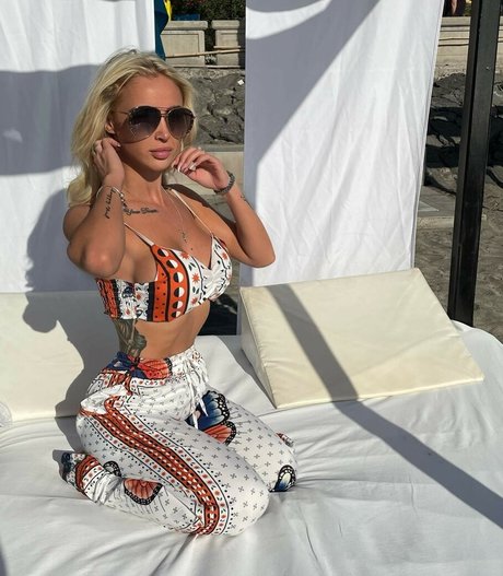 Naakte gelekte OnlyFans-foto van Bonnie Marie